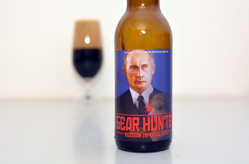 Česko-slovenská spolupráca s logom Putina (Bear Hunter)